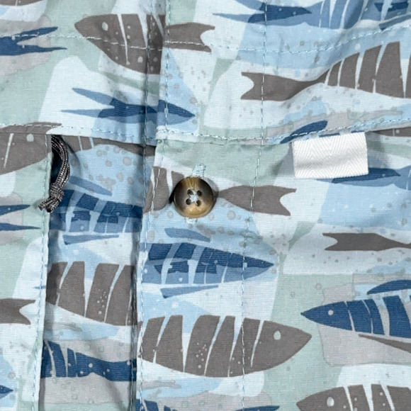 LL Bean Fishing Shirt Adult 2XL Blue Fish Print Allover Outdoor Angler Nylon - Picture 5 of 7